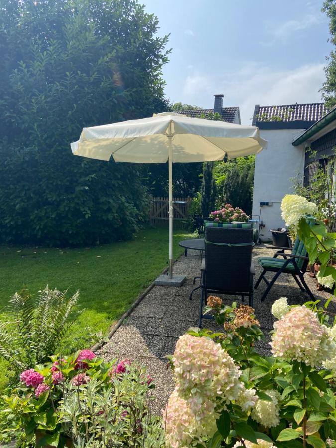 Bergisches Cottage Solingen Exterior foto